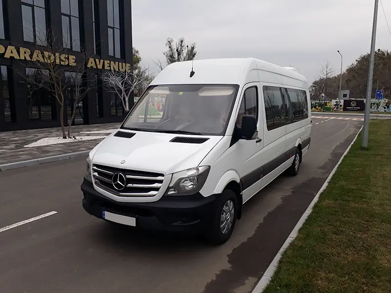 Оренда мікроавтобуса